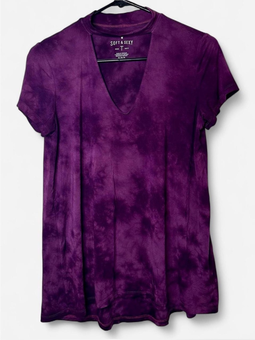 American Eagle Soft & Sexy Purple Tie Dye V-Neck Tee - Size Medium